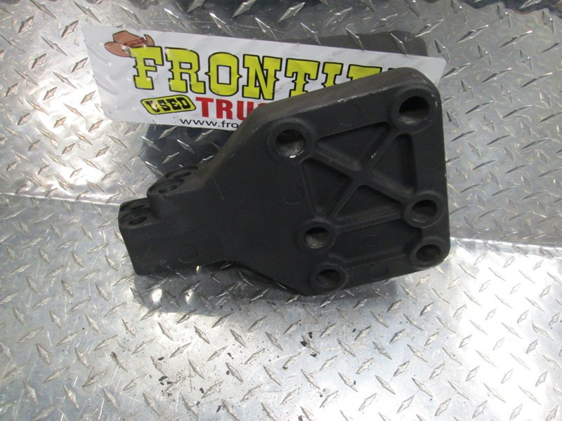 Cummins ISX Engine Mount 20378379 (548-10472)