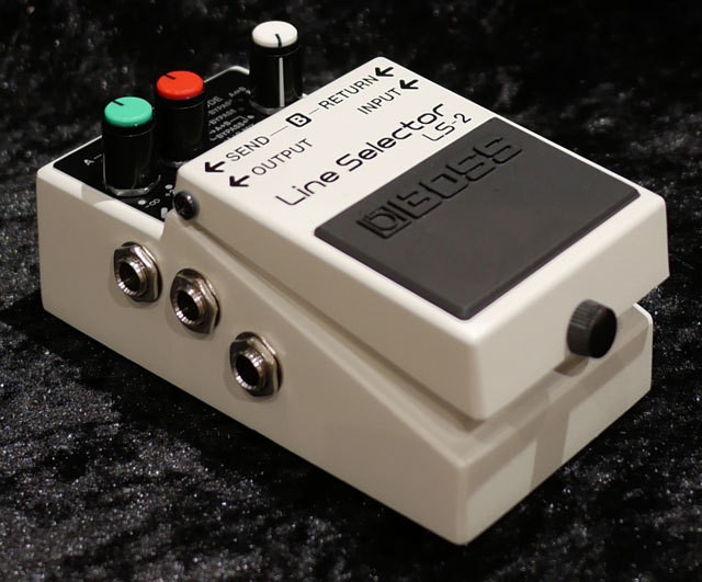 BOSS LS-2 / Line Selector