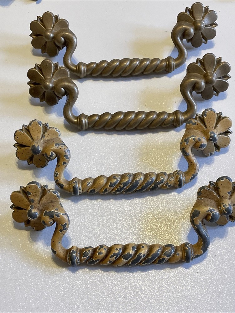 Vintage Flower 14 Flower Drawer Knobs Pulls