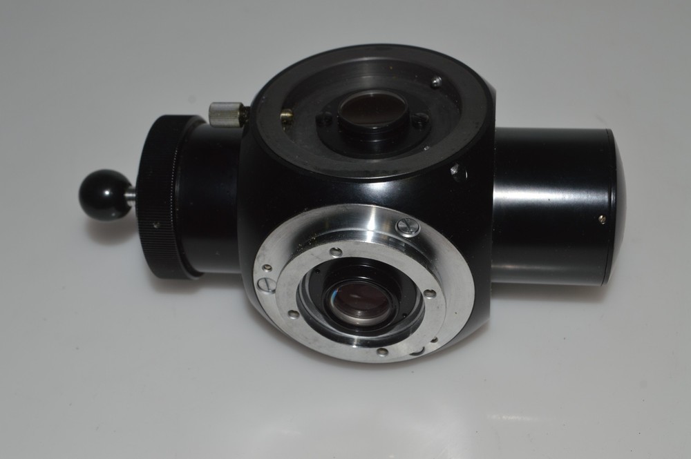 *TC* CARL ZEISS MICROSCOPE ACCESSORY (ADJ81)