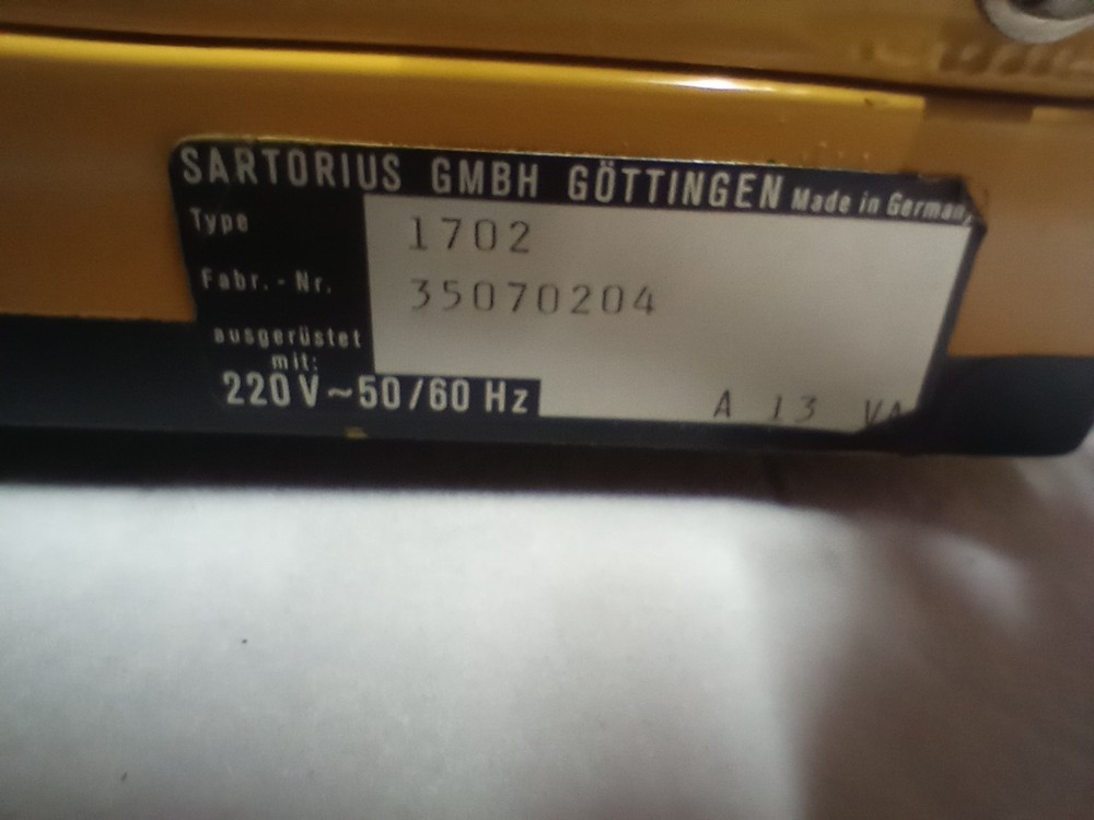 SARTORIUS 1702 ANALYTICAL LAB BALANCE