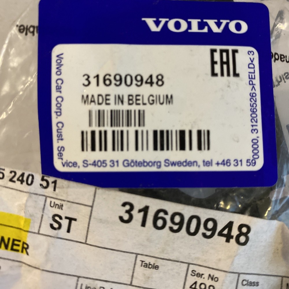 Genuine Volvo Parking Aid Sensor Bracket 31690948 New