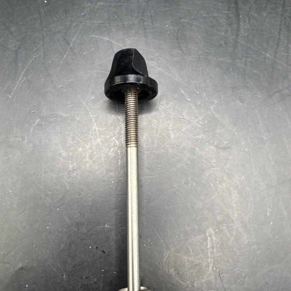 Ringlé Twister Quick Release Skewer – 100mm front