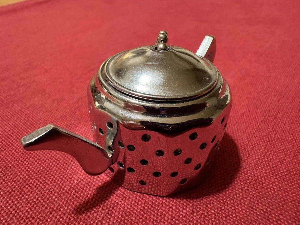 Vintage Novelty Silvertone Tea Infuser Teapot