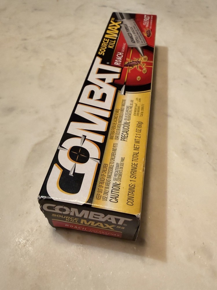 Combat 60 g Source Kill Max Roach Kill Gel - 2.1 oz (1 Syringe)