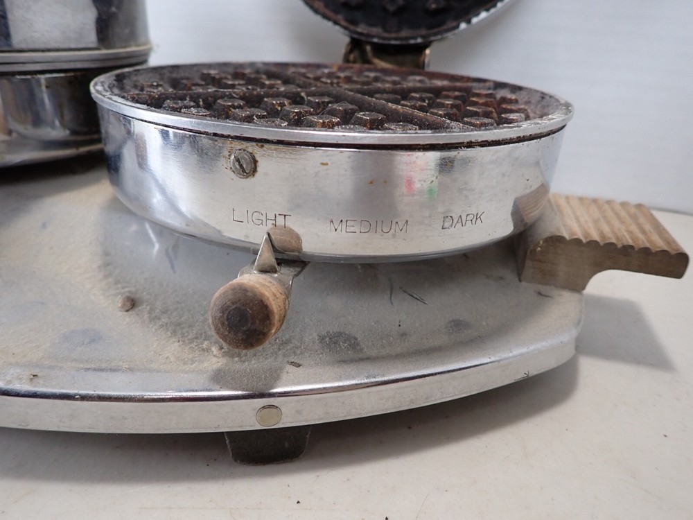 TESTED Mid Century Modern Chrome Heatmaster Double Waffle Maker Iron Griddle