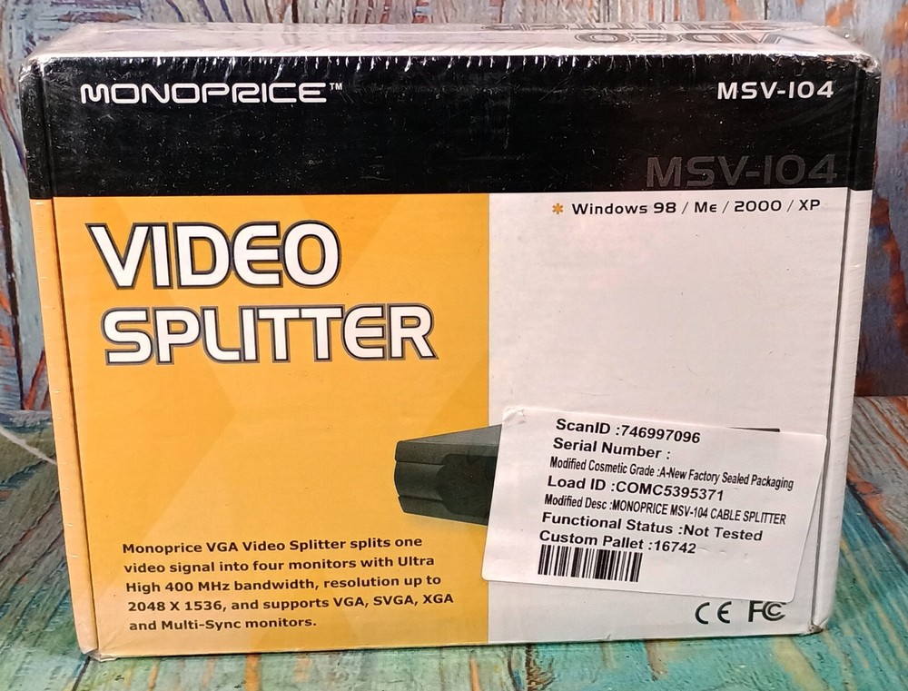 Monoprice Video Splitter - MSV - 104 - NEW
