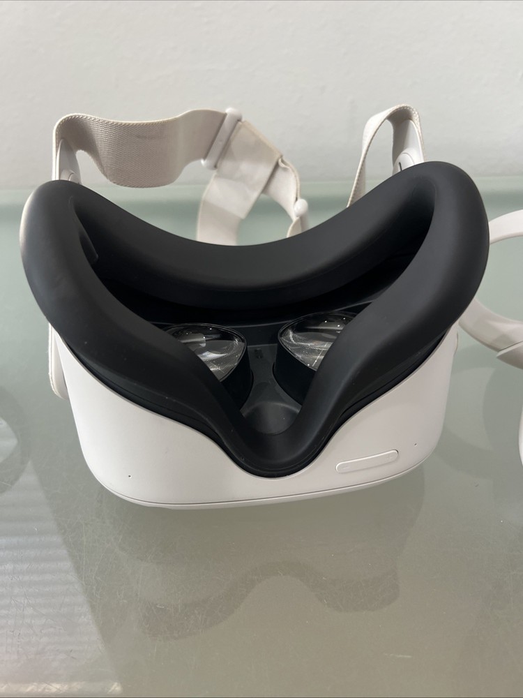 Meta Oculus Quest 2 Advanced All-In-One VR Headset - White