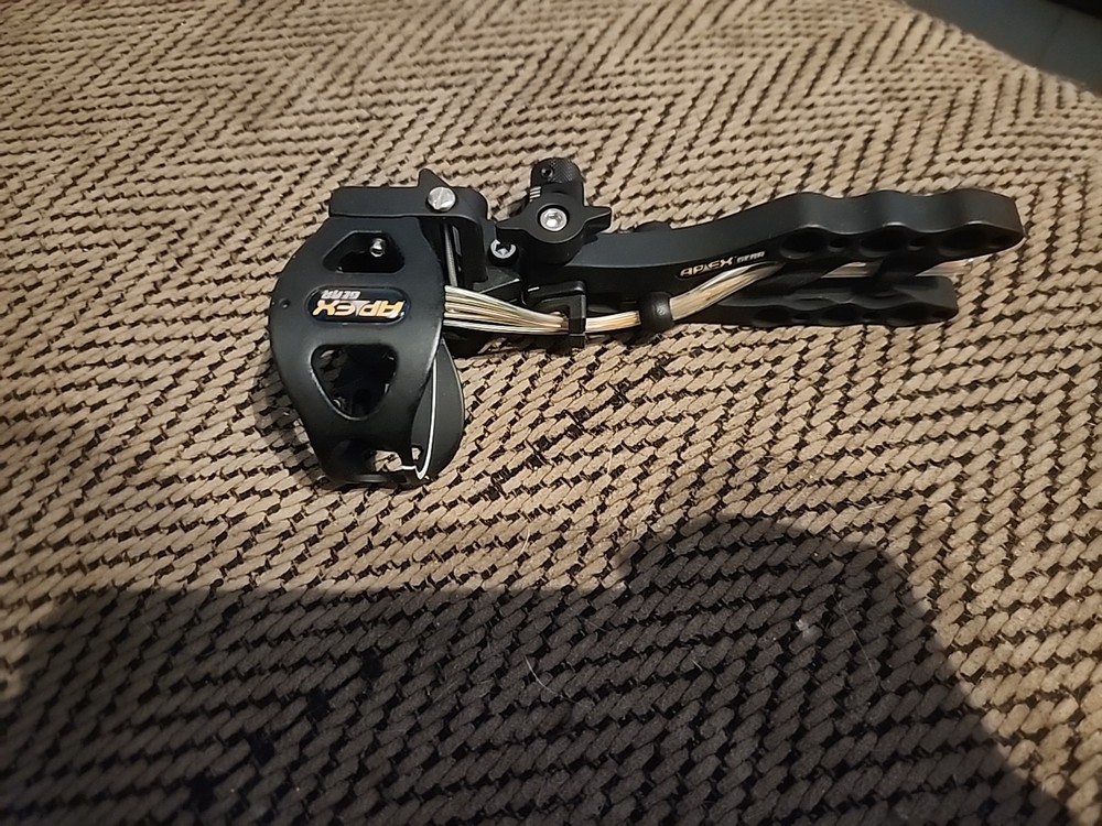 Apex Gear 5 Pin Compound Bow Sight