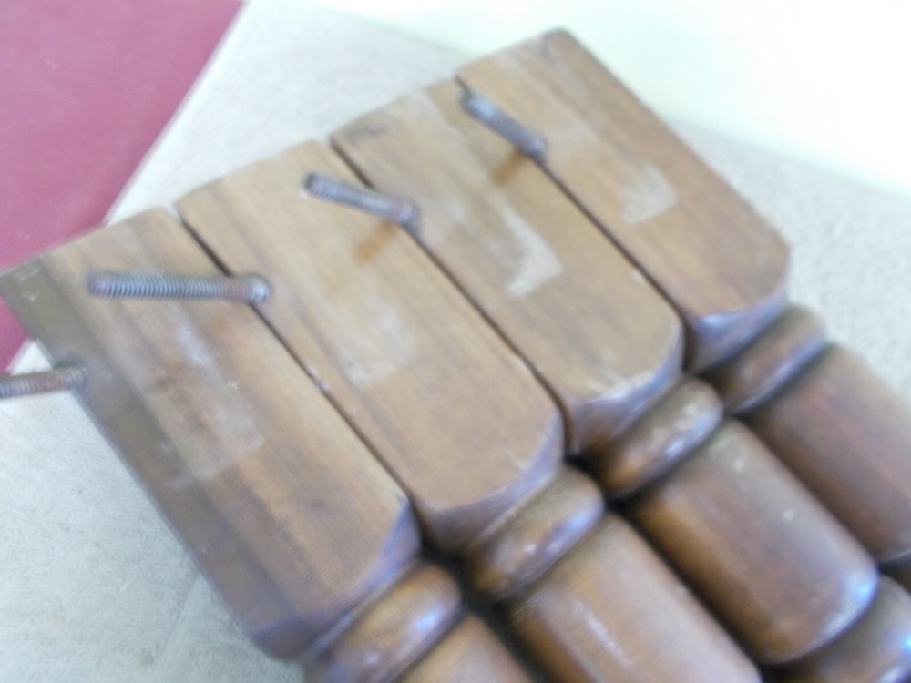 VINTAGE SOLID WOOD TABLE LEGS SET-4 TURNED KITCHEN DINING ROOM PARTS