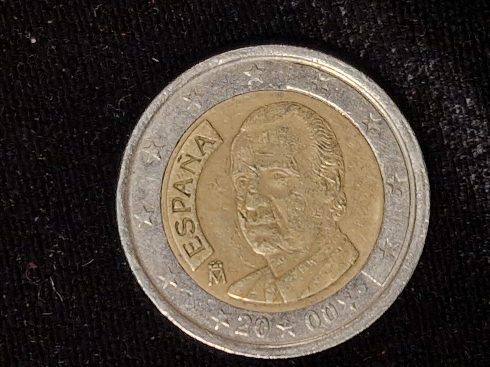 2 Euro Coin Spain 2000 (0266)
