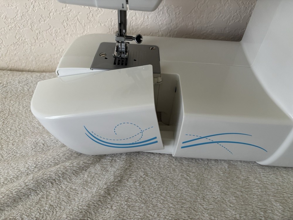 Singer Start 1304 Sewing Machine Full Function EUC! Tested Works Great !