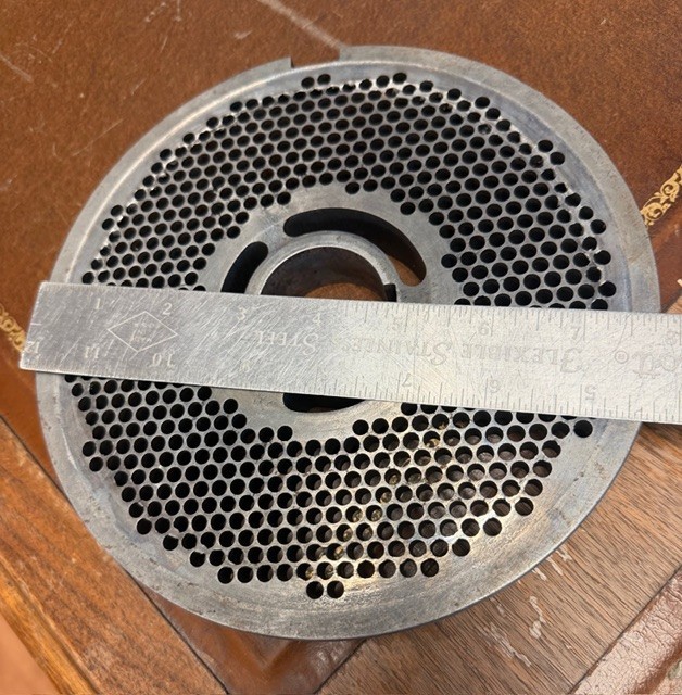 Meat Grinder Plate 200 3/16 Dixie