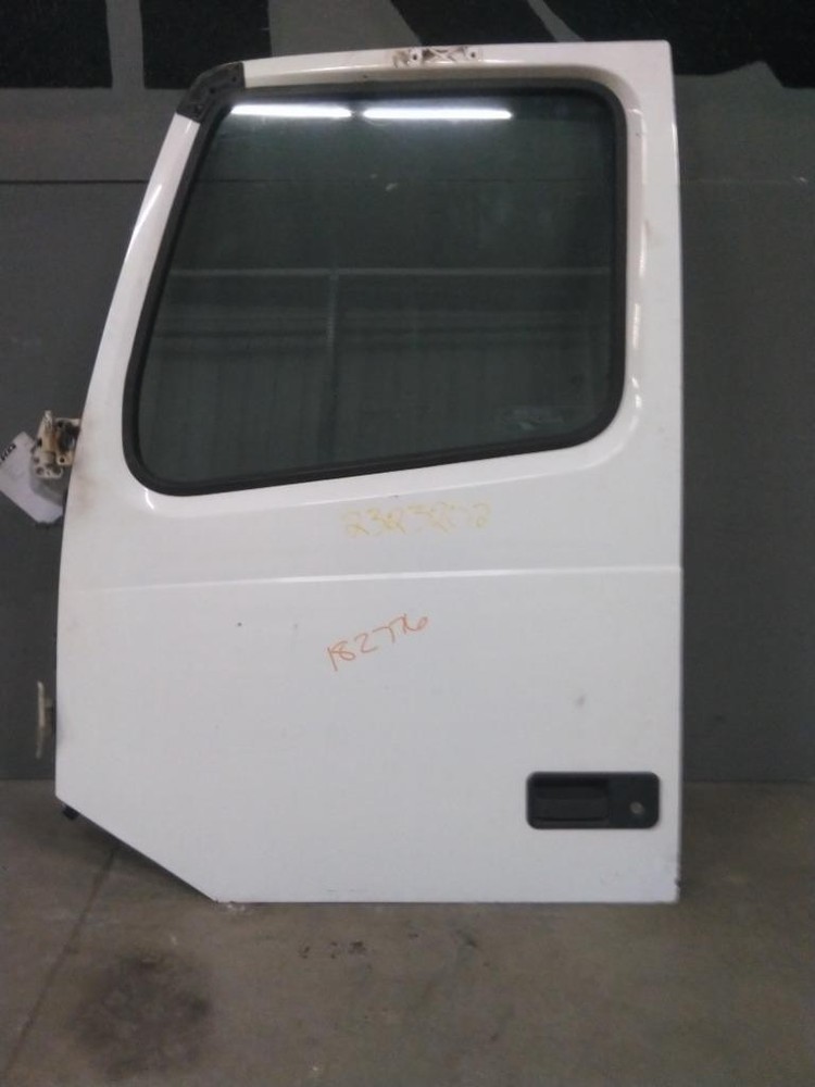 For 2013 VOLVO VNL 1999-2025 DOOR ASSEMBLY Left ,  IL