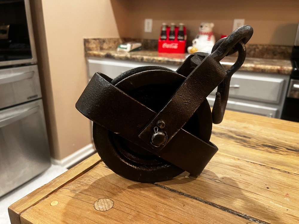 Vintage Peerless 1/2 Ton Pulley System