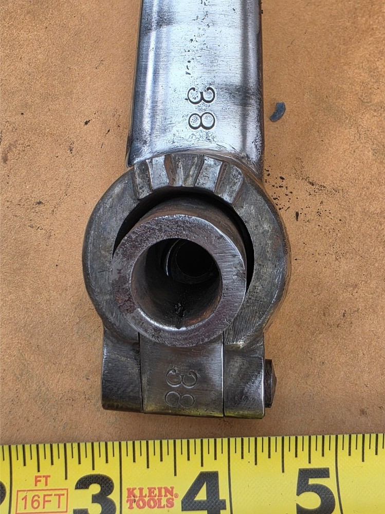 Milling Machine Knee Crank Handle & Swivel, MFG. UNKNOWN 38 SPRING LOADED