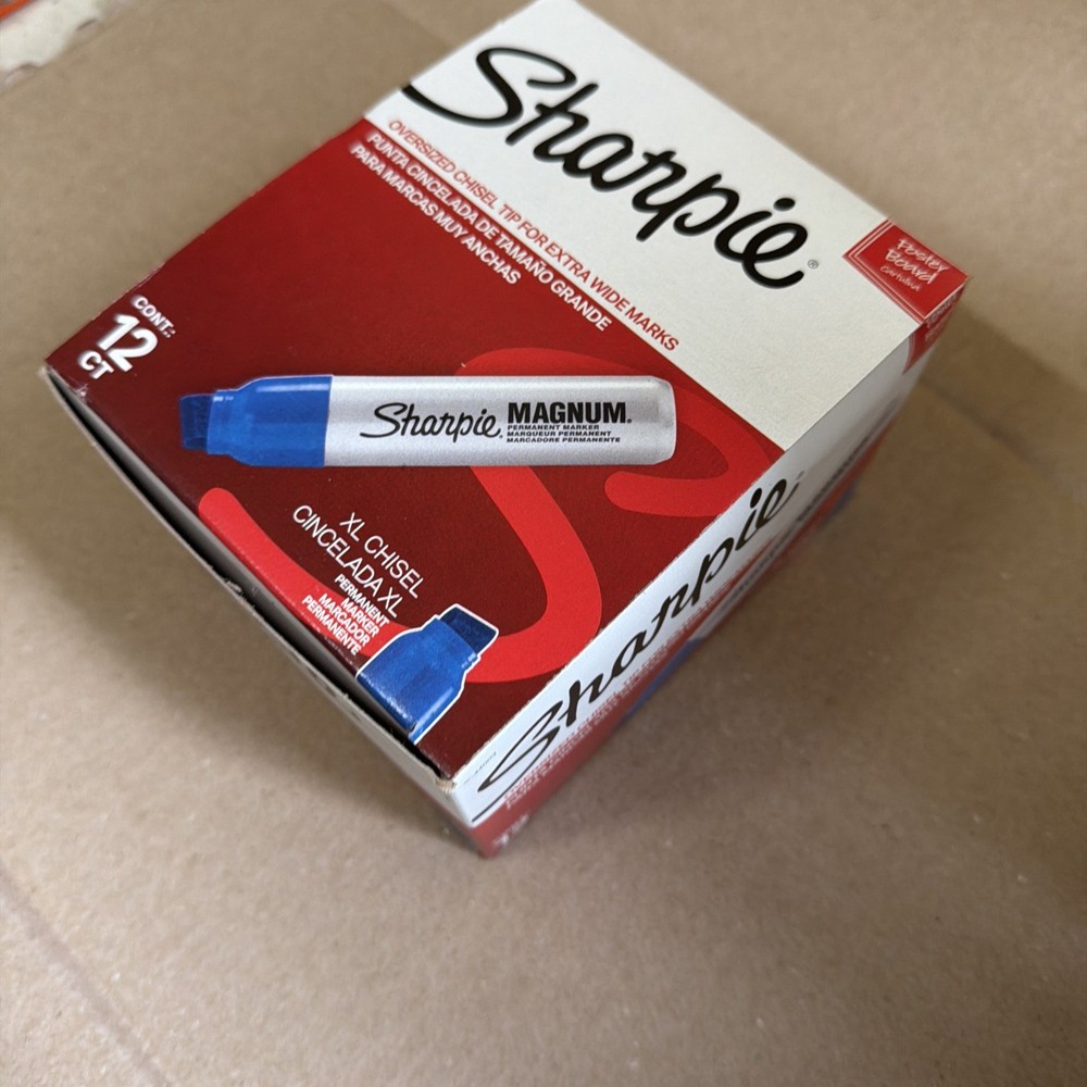 SHARPIE Magnum Permanent Marker, Oversized Chisel Tip - 12 pack - Blue/Azul