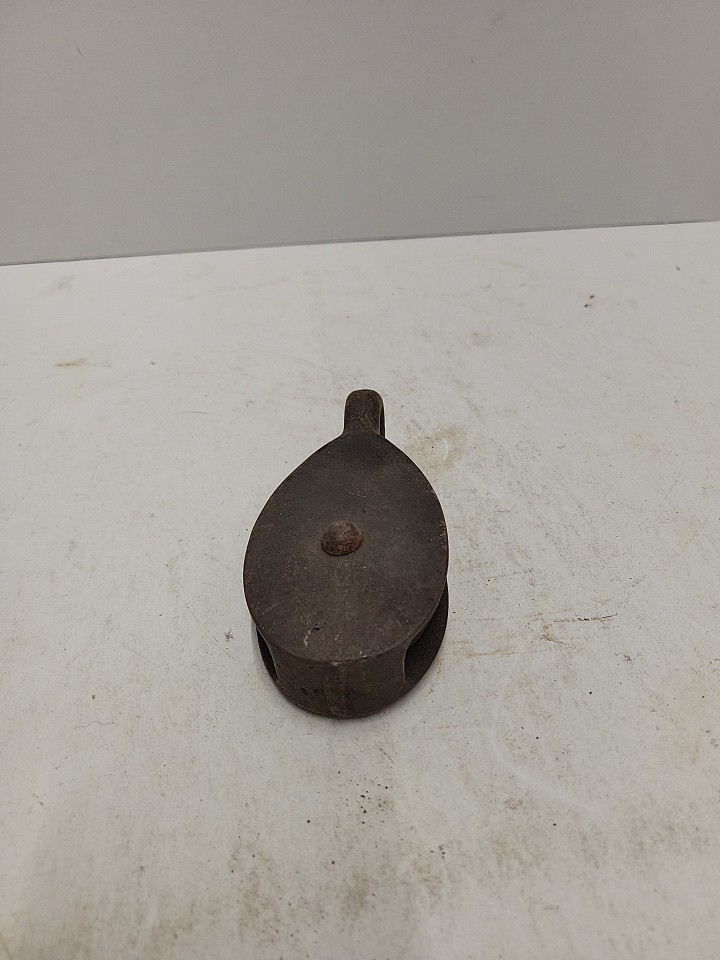 Vintage Metal Pulley
