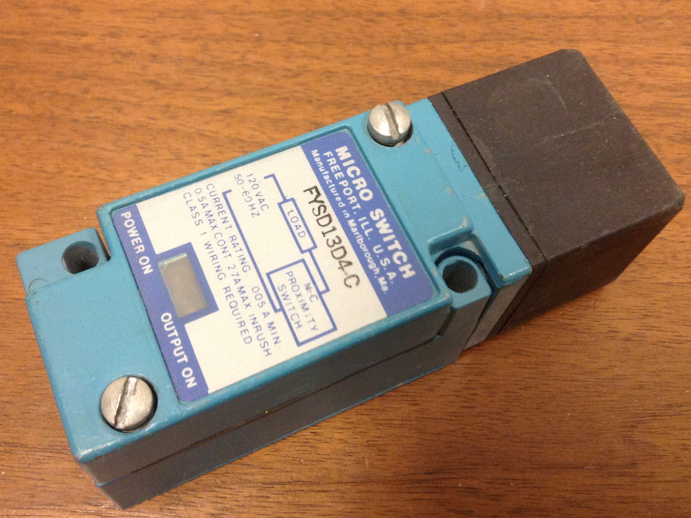 MICRO SWITCH - Catalog #FYSD13D4-C - Proximity Switch - UNUSED