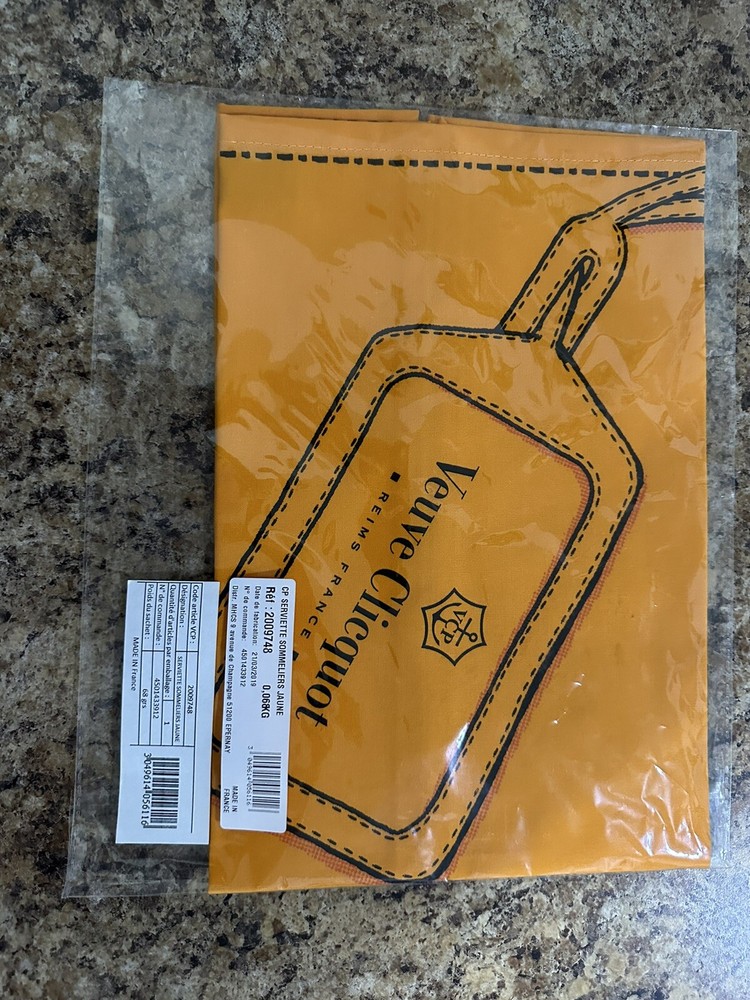 veuve clicquot serviette