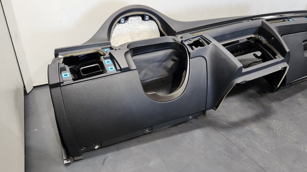 ✅ 06-13 OEM BMW E91 E92 335 Dash Dashboard Front Panel Black