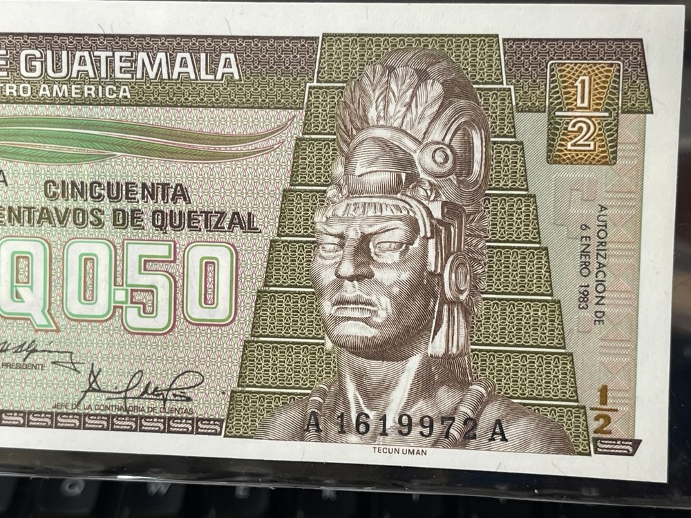 1983 Guatemala 1/2 Quetzal Banknote High Grade High Value