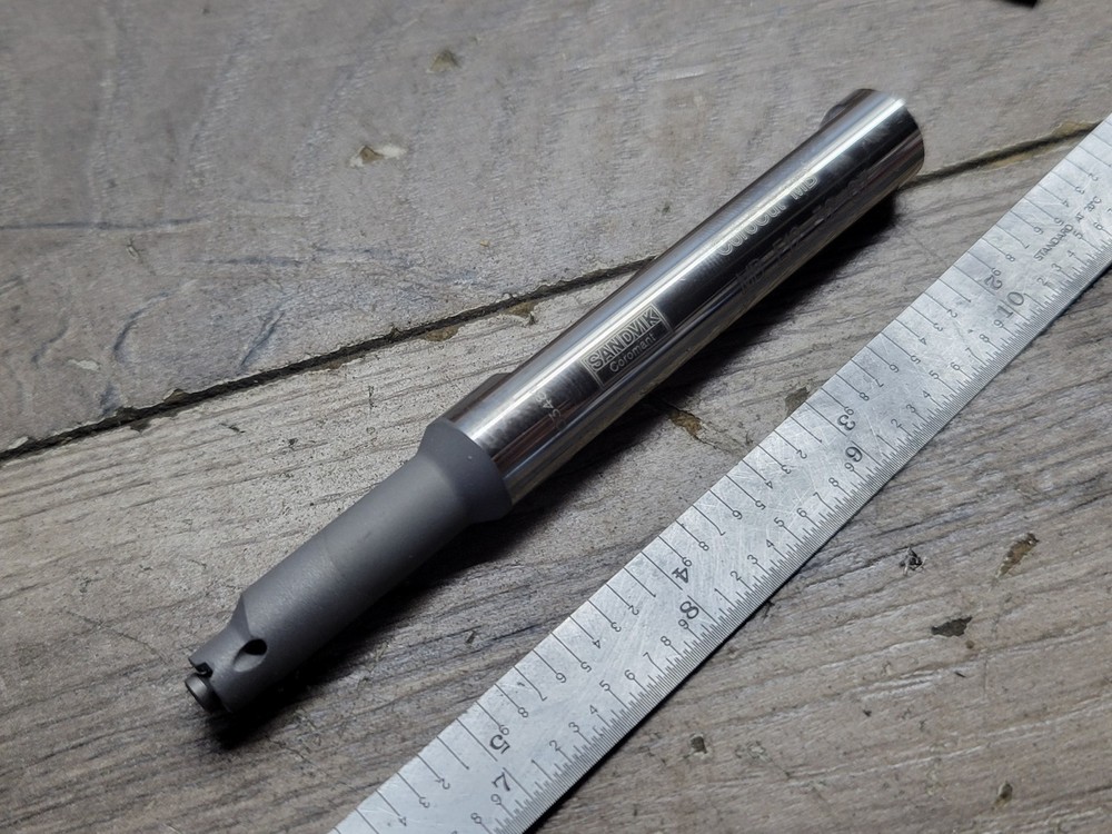 NEW!! SANDVIKMB-E12-32-07 INDEXABLE BORING BAR
