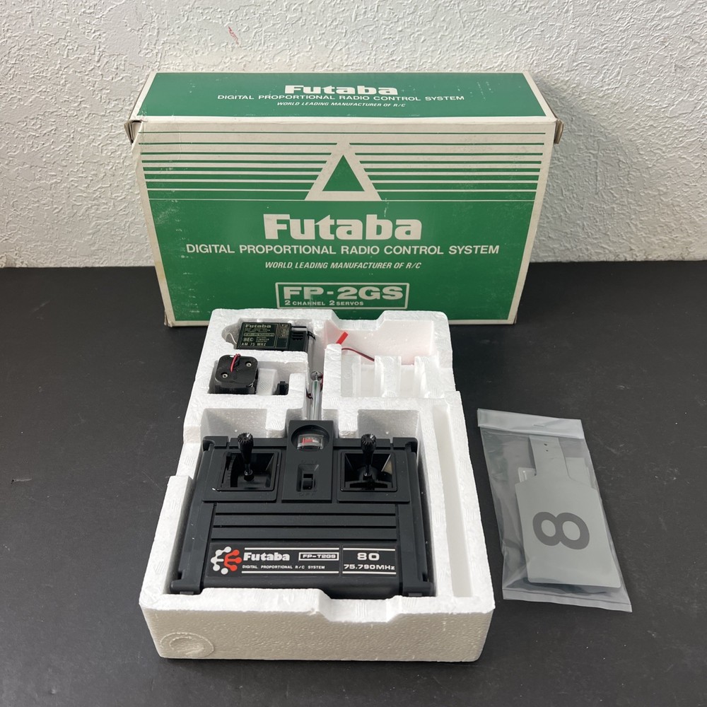 FUTABA MODEL FP-2GS DIGITAL  2 CHANNEL RADIO CONTROL Missing Servos Open Box
