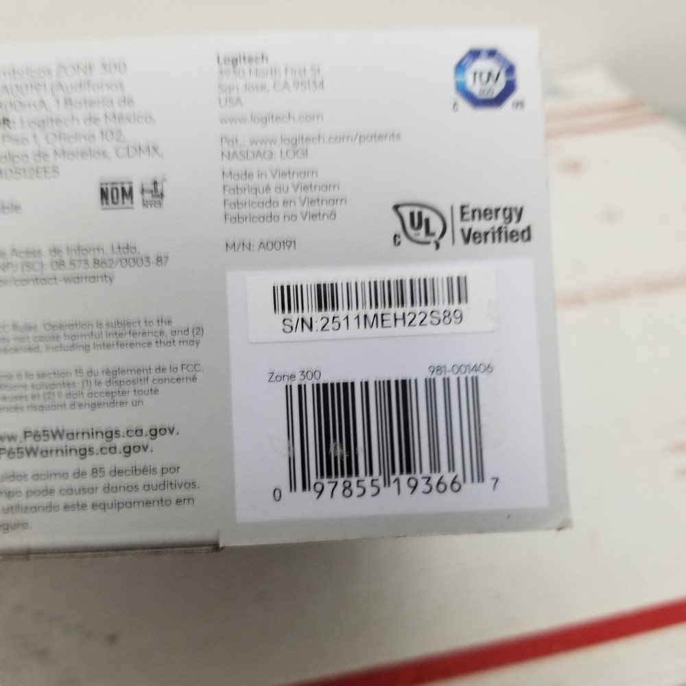 Logitech Zone 300 Wireless Bluetooth Headset PC , Mac, Chrome, Linux, iOS Black