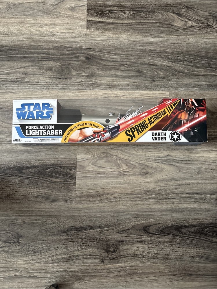 2008 Star Wars Darth Vader Force Action Lightsaber SEALED spring activated blade