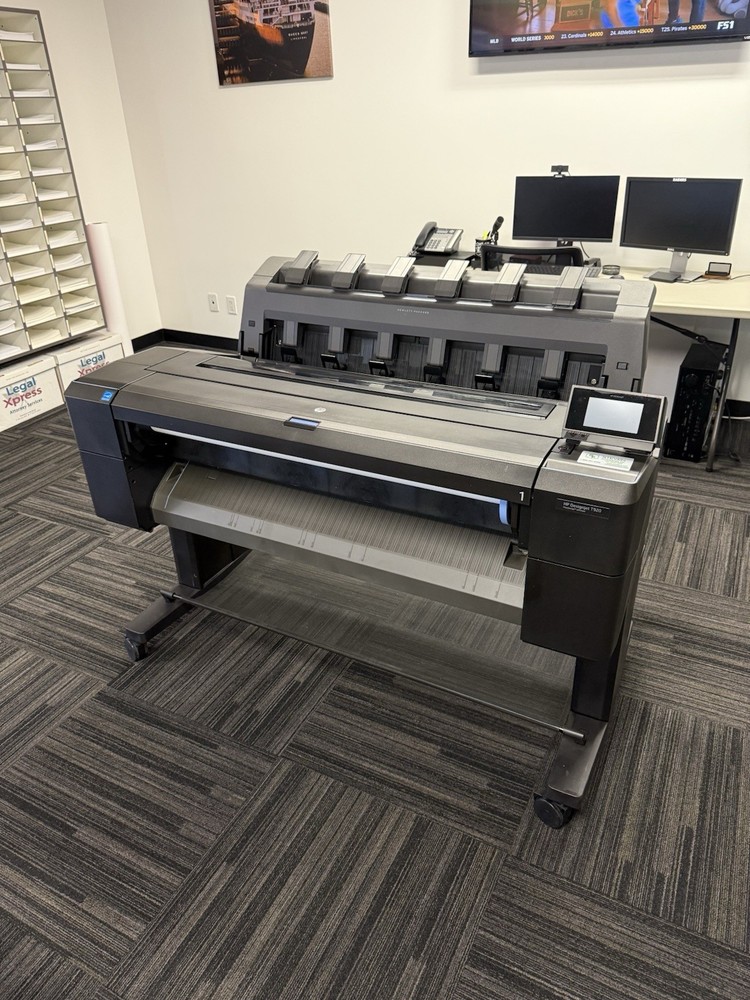 HP Designjet T920 Wide Format Printer Plotter - Free Ohio Delivery