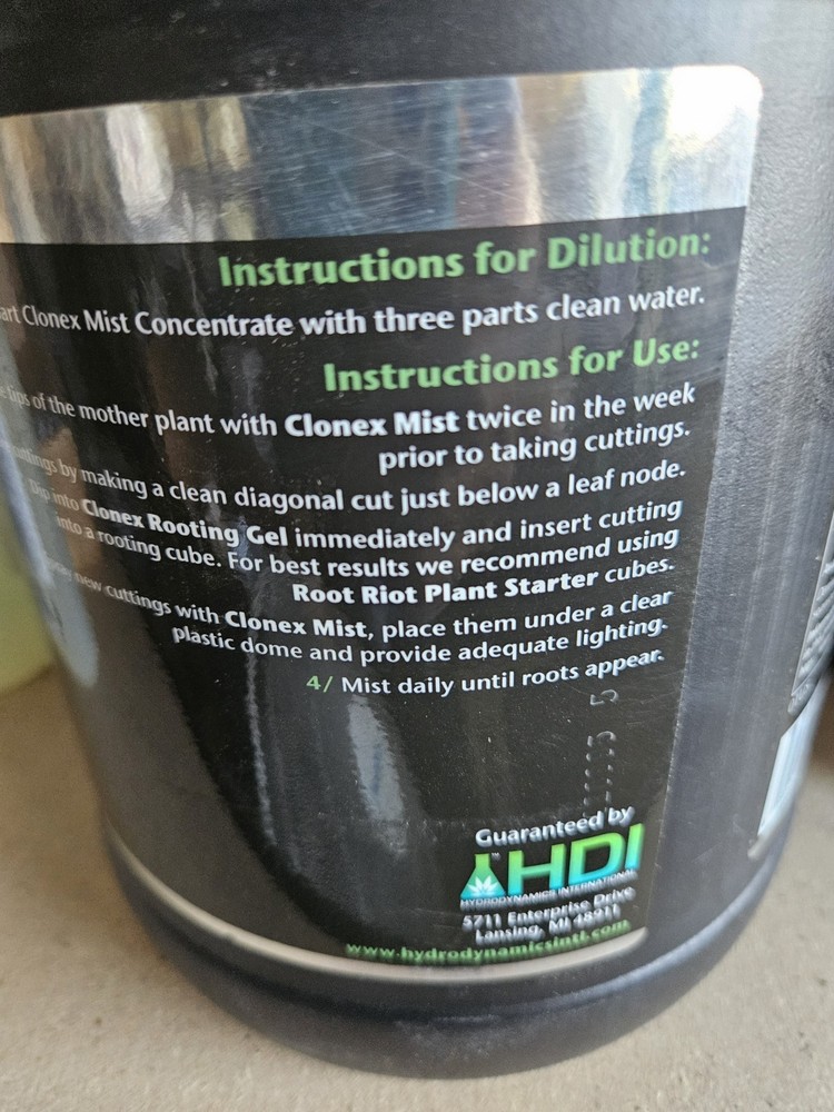 Clonex Clone Solution (1- 0.6 -1) Concentrate / 1 gallon