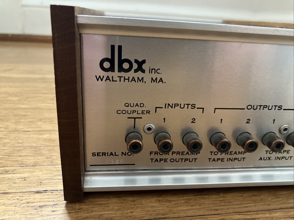 DBX 118 Dynamic Range Enhancer Linear Expander Compressor Peak Unlimiter