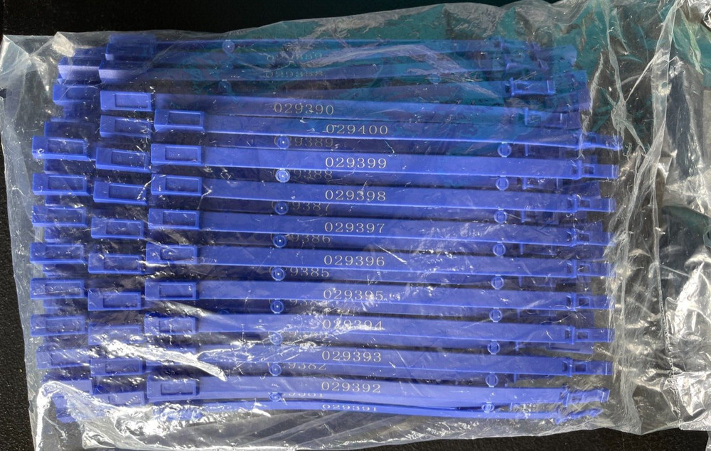 200 Numbered Plastic Truck Door Lock Security Tags | Container Lock Tags Blue