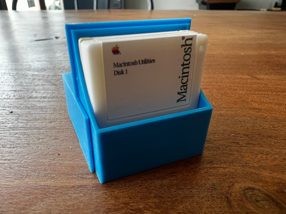 Maclock miniature floppy disks with caddy