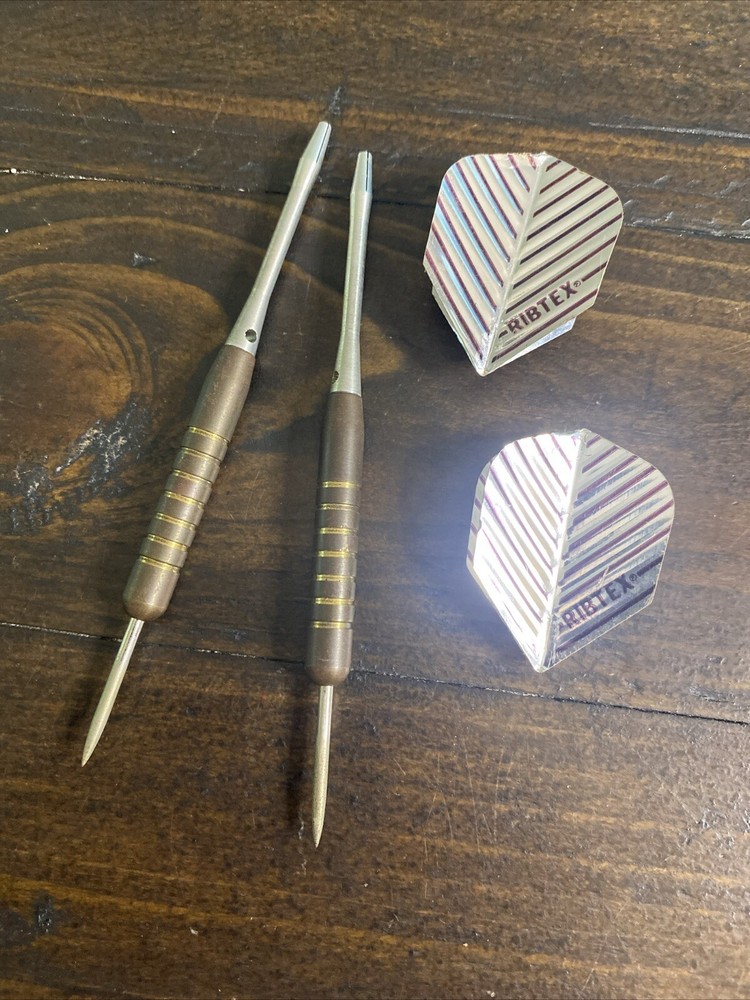 2 Vintage Darts