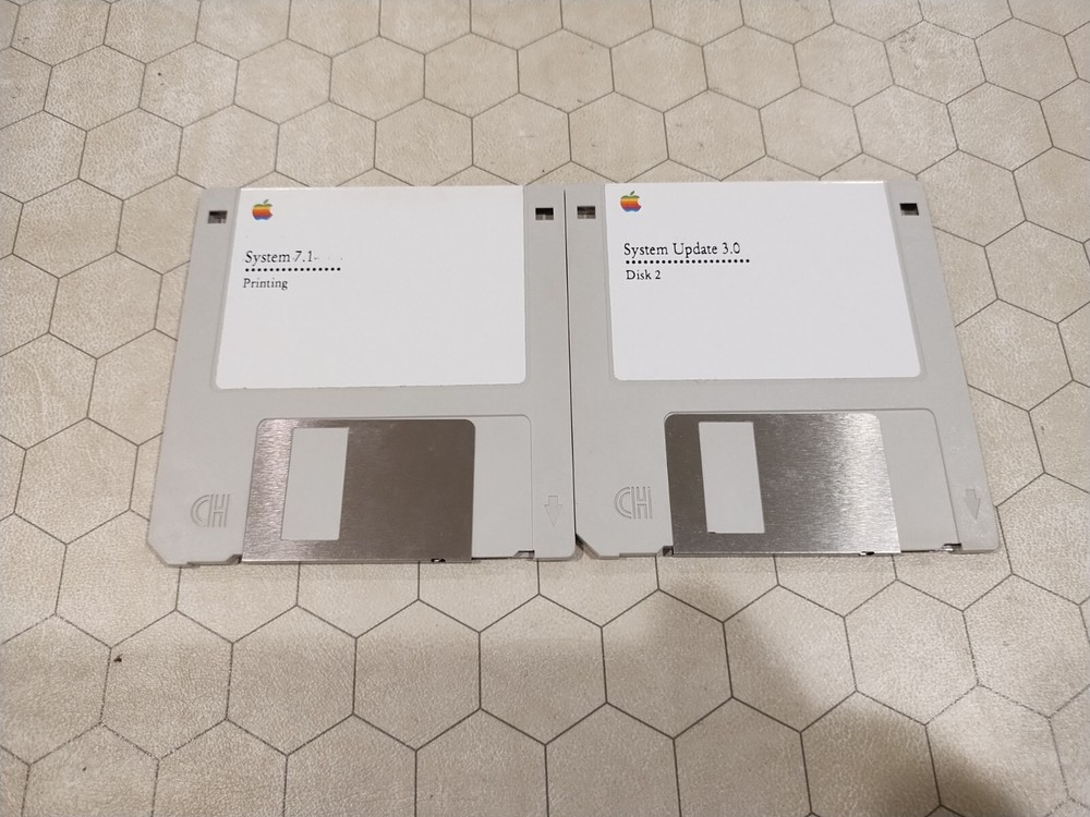 Apple Macintosh System Update 3.0, 7.1 Printing, 3.5" floppy disks, tested