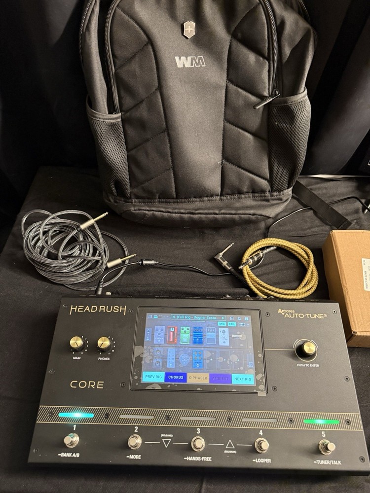 Headrush Core Multi-Effects Amp Modeler and Vocal Processor Pedalboard