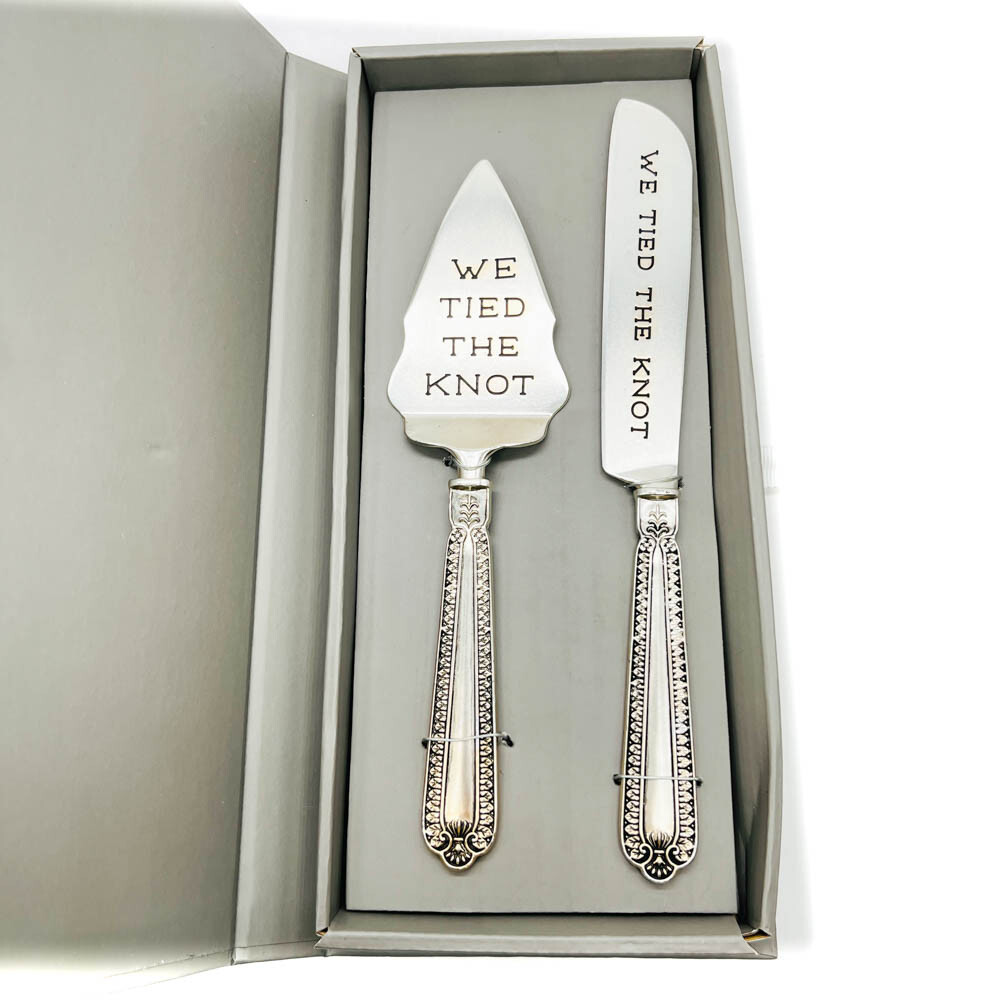 Mudpie We Tied The Knot Wedding Cake Server Set, 2 Pcs