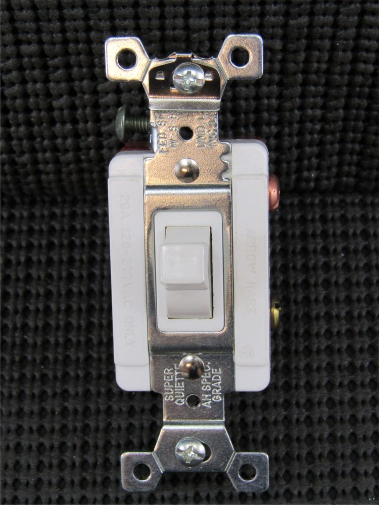Cooper Arrow Hart 1993W 20A 120/277V 3 Way Quiet Toggle Switch White
