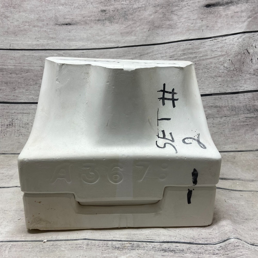 Vintage Atlantic Ceramic Casting Mold Lg Praying Hand #A367