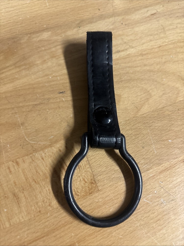 Patterned leather belly club loop