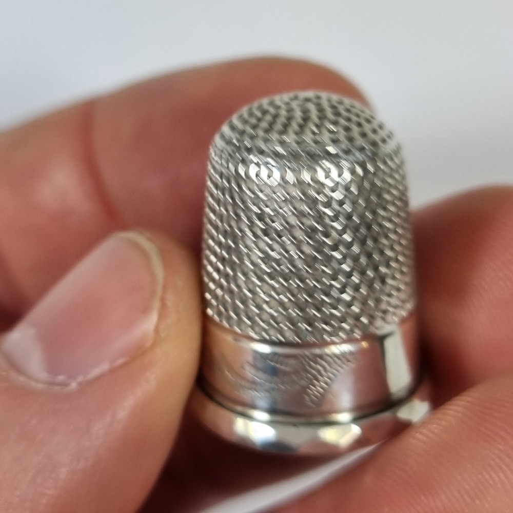 Antique Solid Silver Thimble Chester 1896 Charles Horner