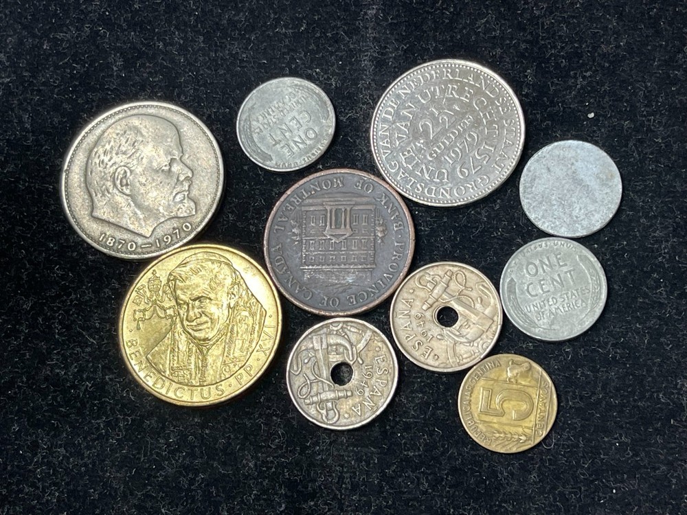 Assorted World Foreign 10 Coins Lot 093025