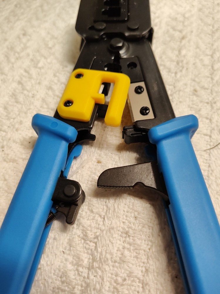Unbranded - unused - Network Crimp Tool Pass Through Crimping Pliers