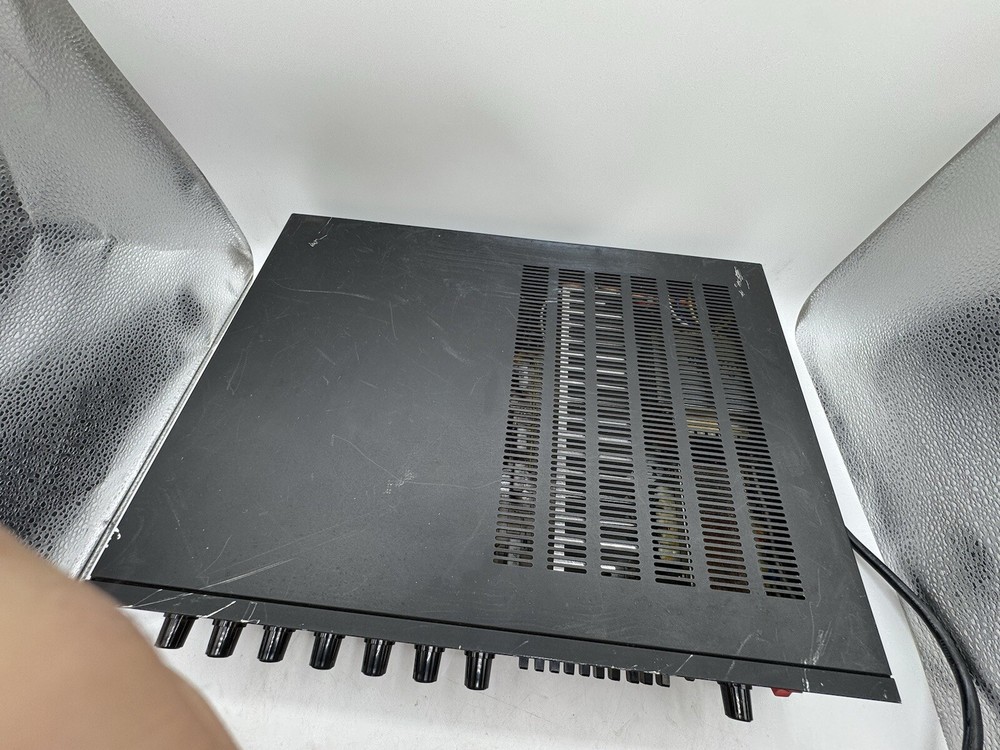 Bogen GS-100 GS100 Bogen Gold Seal Series Amplifier Untested Powers On