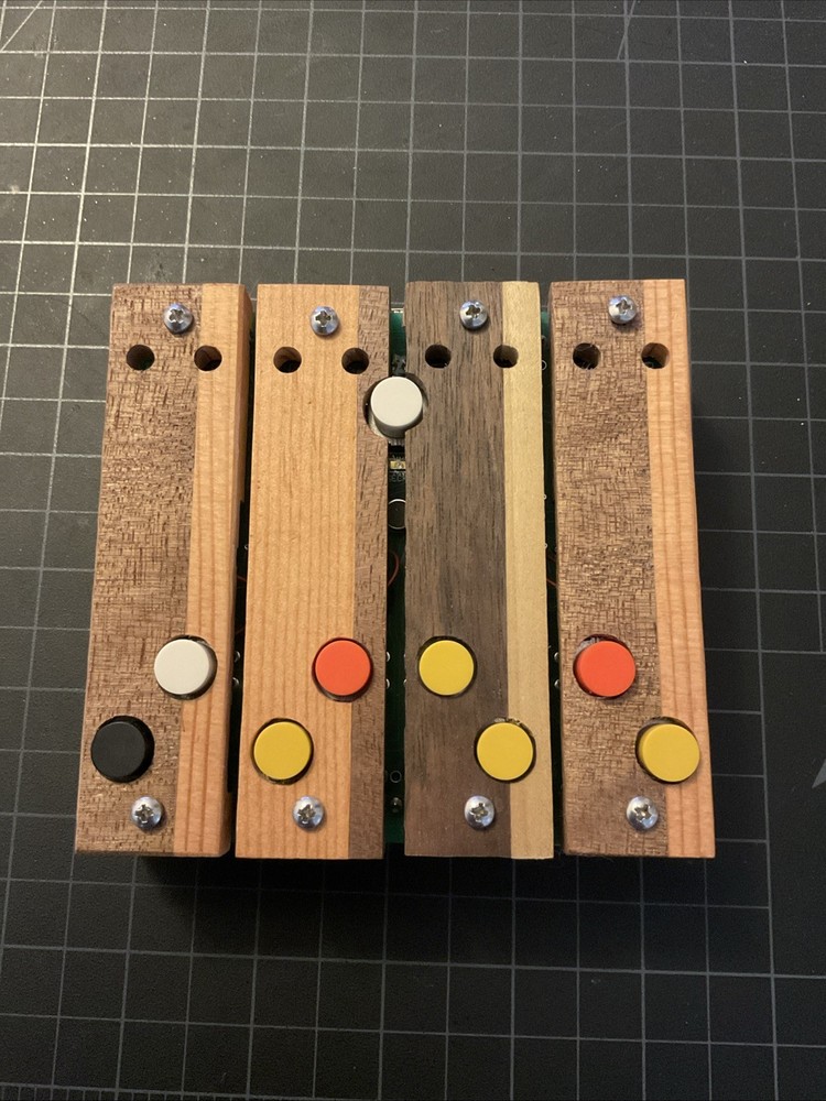 Ciat-Lonbarde Shbobo Shnth Handheld Digital Performance Synth