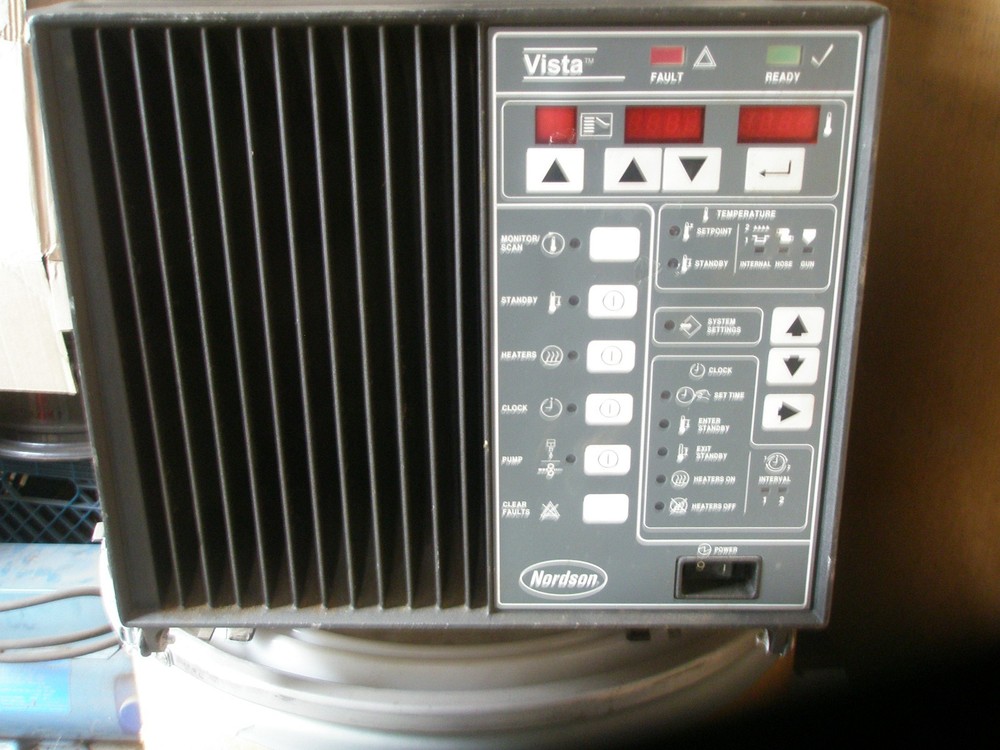 hot melt glue machine