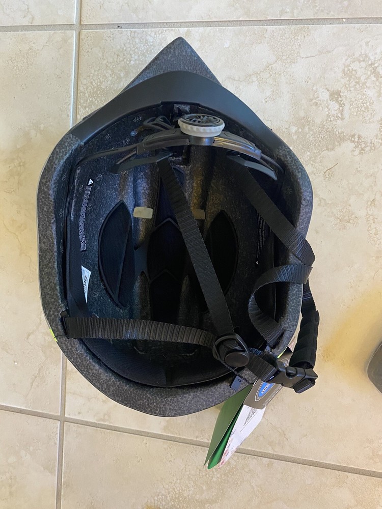 Exclusky Areo Helment With Removable Eye Shield