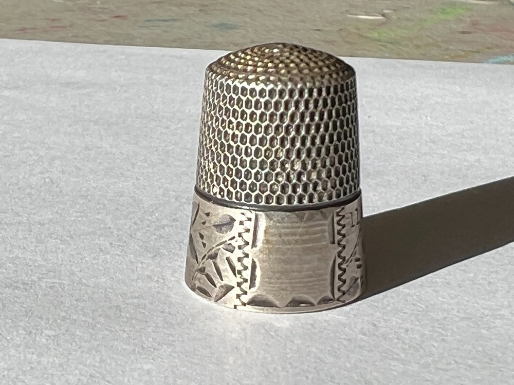 Antique Sterling Simons Floral Thimble